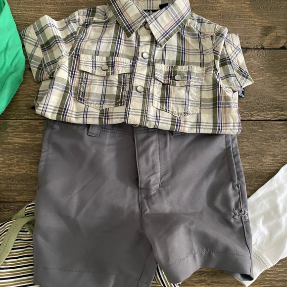 Bundle of baby boy clothes - Picture 4 of 5